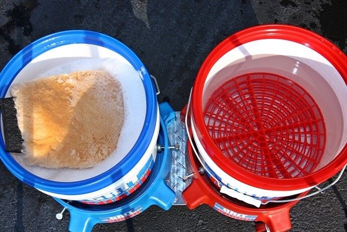 umyvanie auta metodou dvoch vedier - TaishiFolie clanok priprava laku