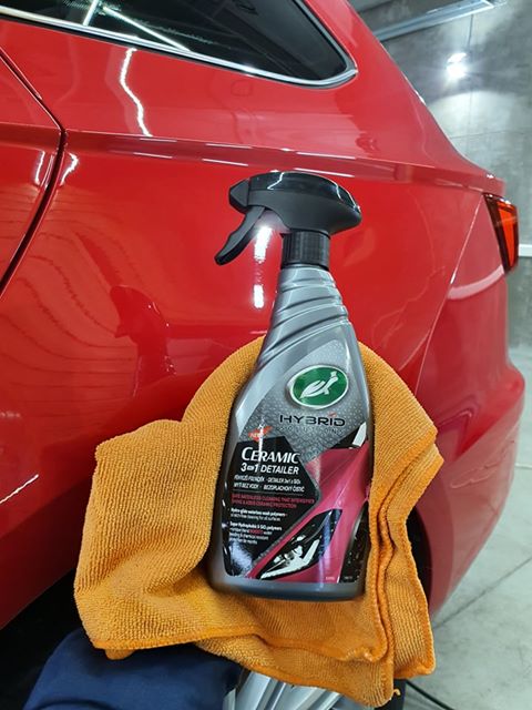 keramický detailer s obsahom SiO2 Ceramic Detailer 3in1 Turtle Wax