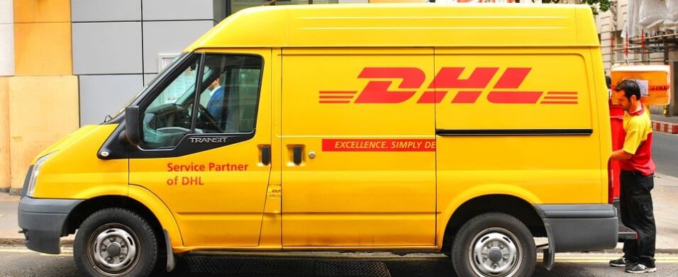 Doručovanie balíkov kuriérom DHL TaishiFolie