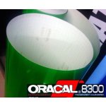 Oracal 8300 kod 068 travovo zelena folia na svetla