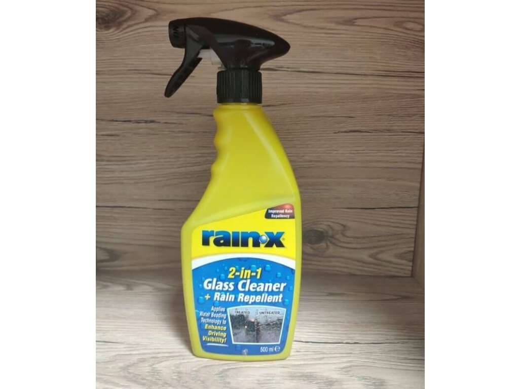 Čistič skiel a tekuté stierače 2in1 Rain Repellent Glass Cleaner Rain X