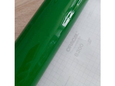 Zelená fólia na svetlá 068 Oracal 8300 30x100cm