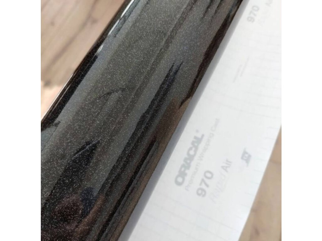 Čierna lesklá farebná metalická liata fólia Oracal 970RA Black Galactic Gold 905