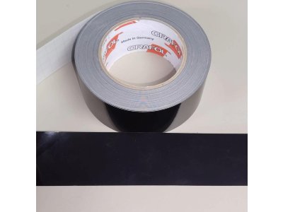 Čierna lesklá fólia na dechróm líšt De-Chroming Tape ORACAL 970RA